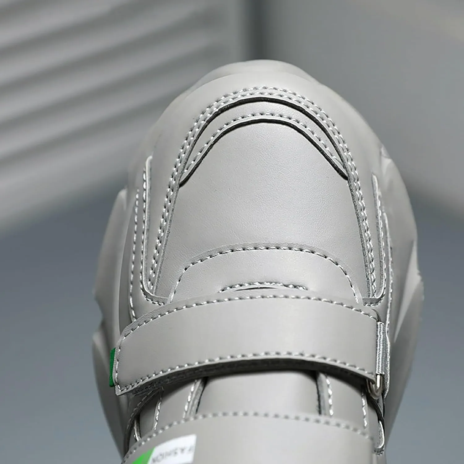 Boys School Sport Shoes Kids Lightweight Breathable Basketball Sneakers Soft Sole Outdoor Running Walking Shoes