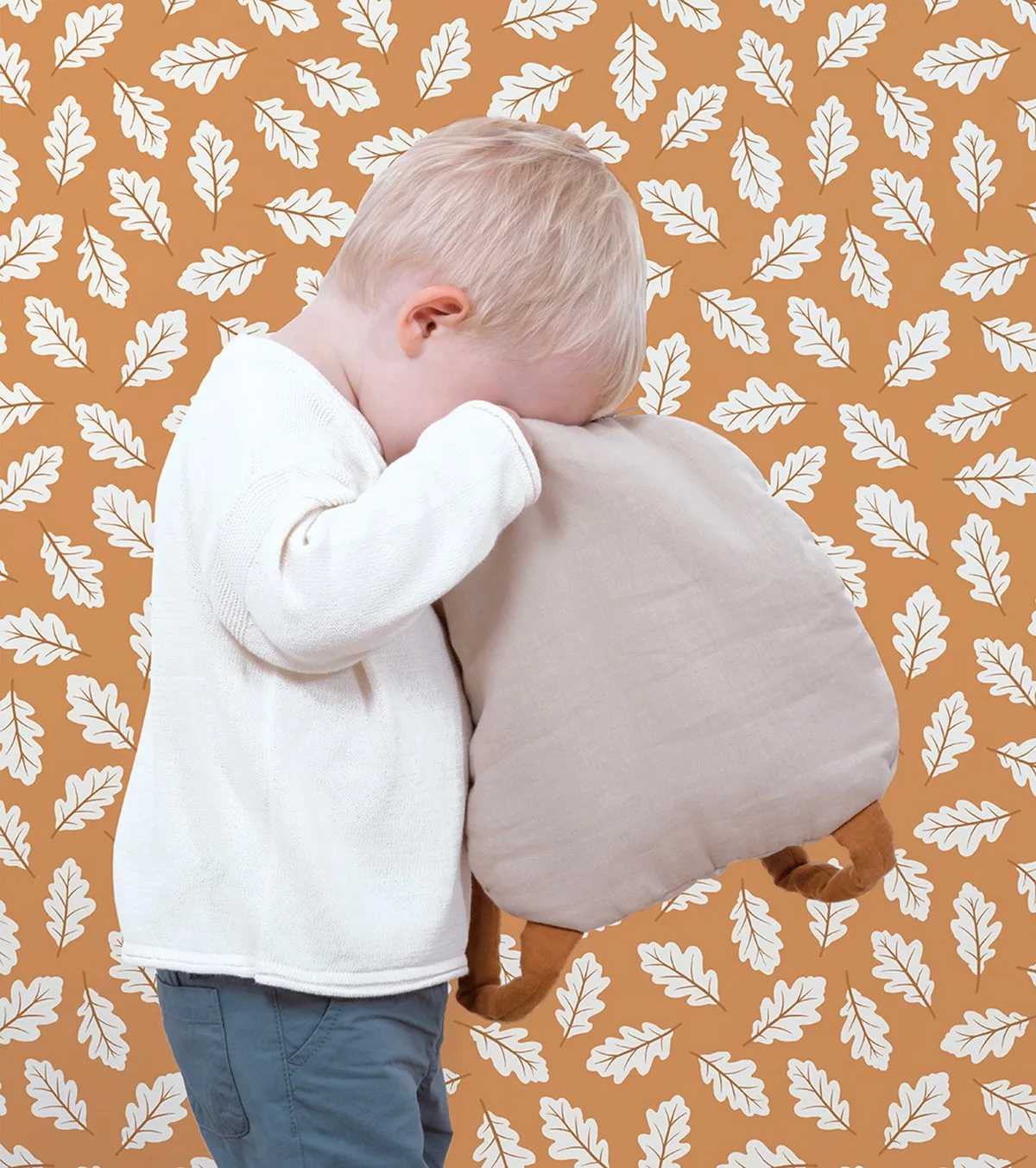 Jöro - Children's Wallpaper - Oak Leaf Pattern