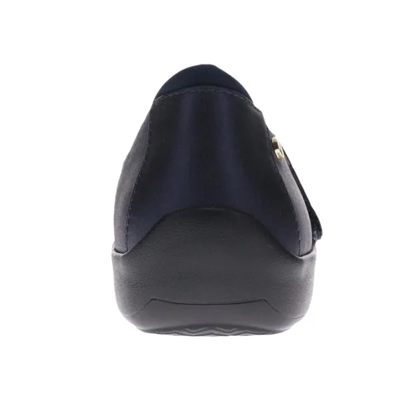 Revere Women's Timaru Mary Jane Blue